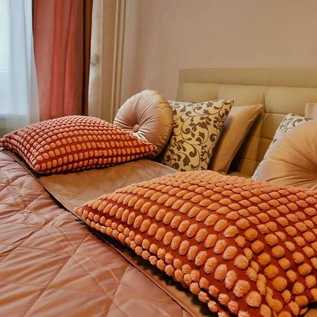 Goldcentral Apartment Comfort Budapest Luaran gambar