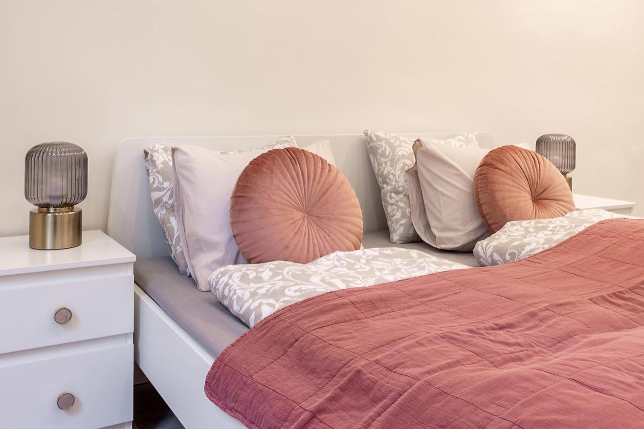 Goldcentral Apartment Comfort Budapest Luaran gambar