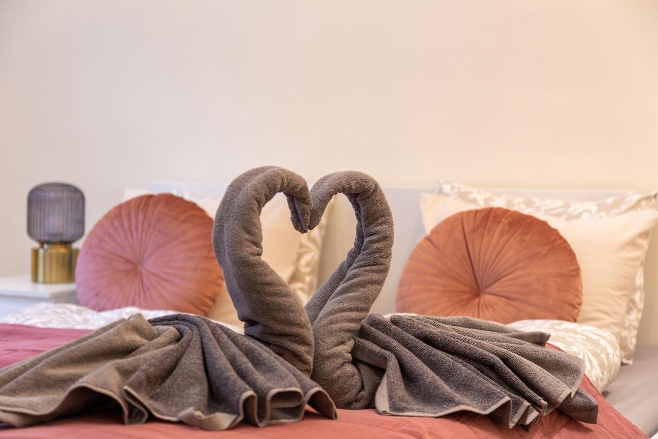 Goldcentral Apartment Comfort Budapest Luaran gambar