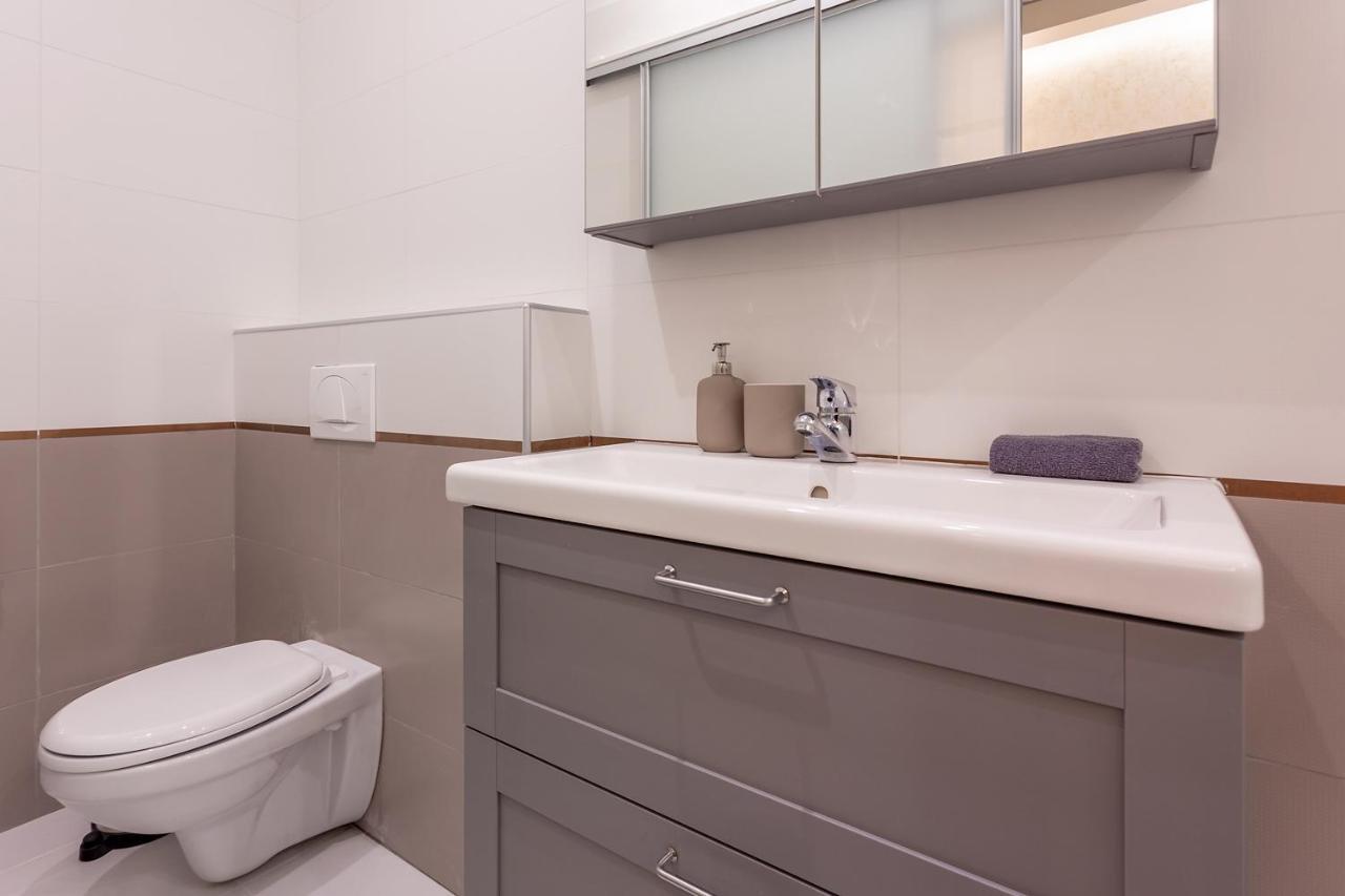 Goldcentral Apartment Comfort Budapest Luaran gambar