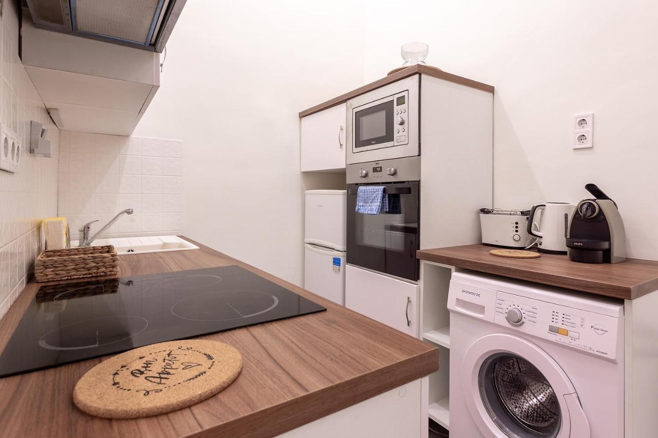 Goldcentral Apartment Comfort Budapest Luaran gambar