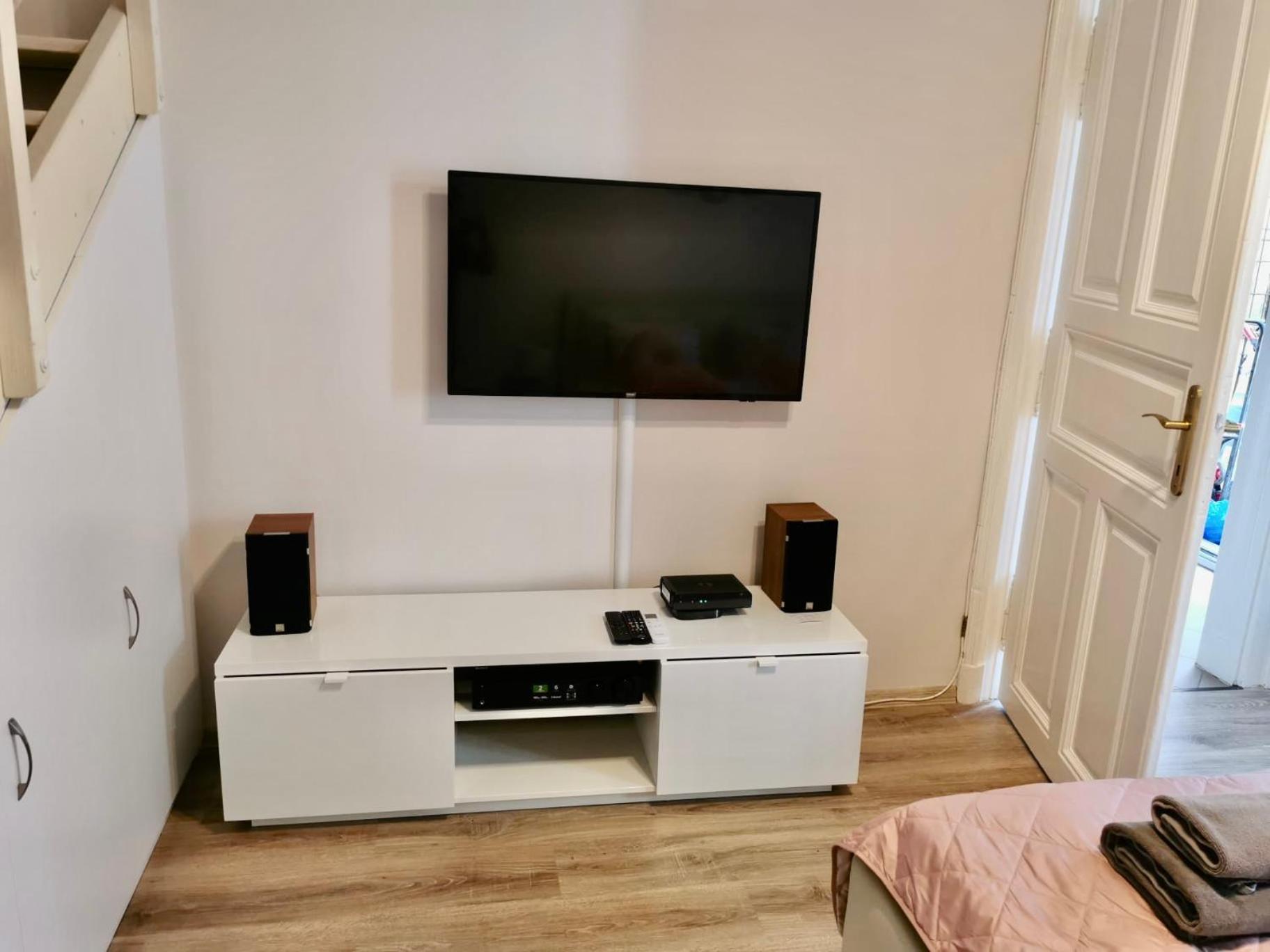 Goldcentral Apartment Comfort Budapest Luaran gambar